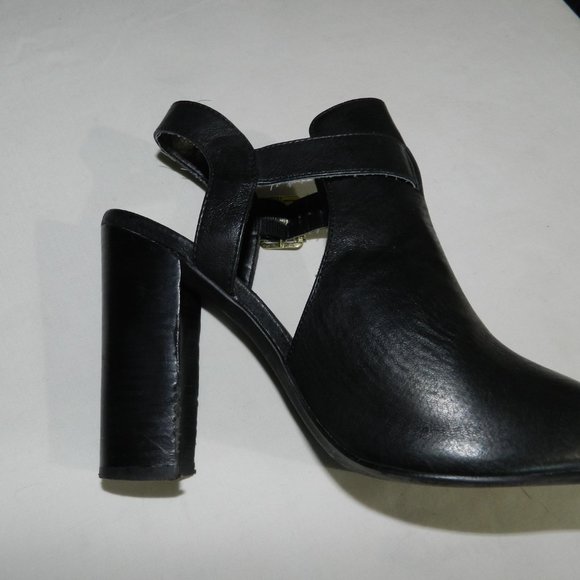 Steve Madden 4-inch chunky heeled, ankle strap, open toe mules, black leather - Picture 3 of 6